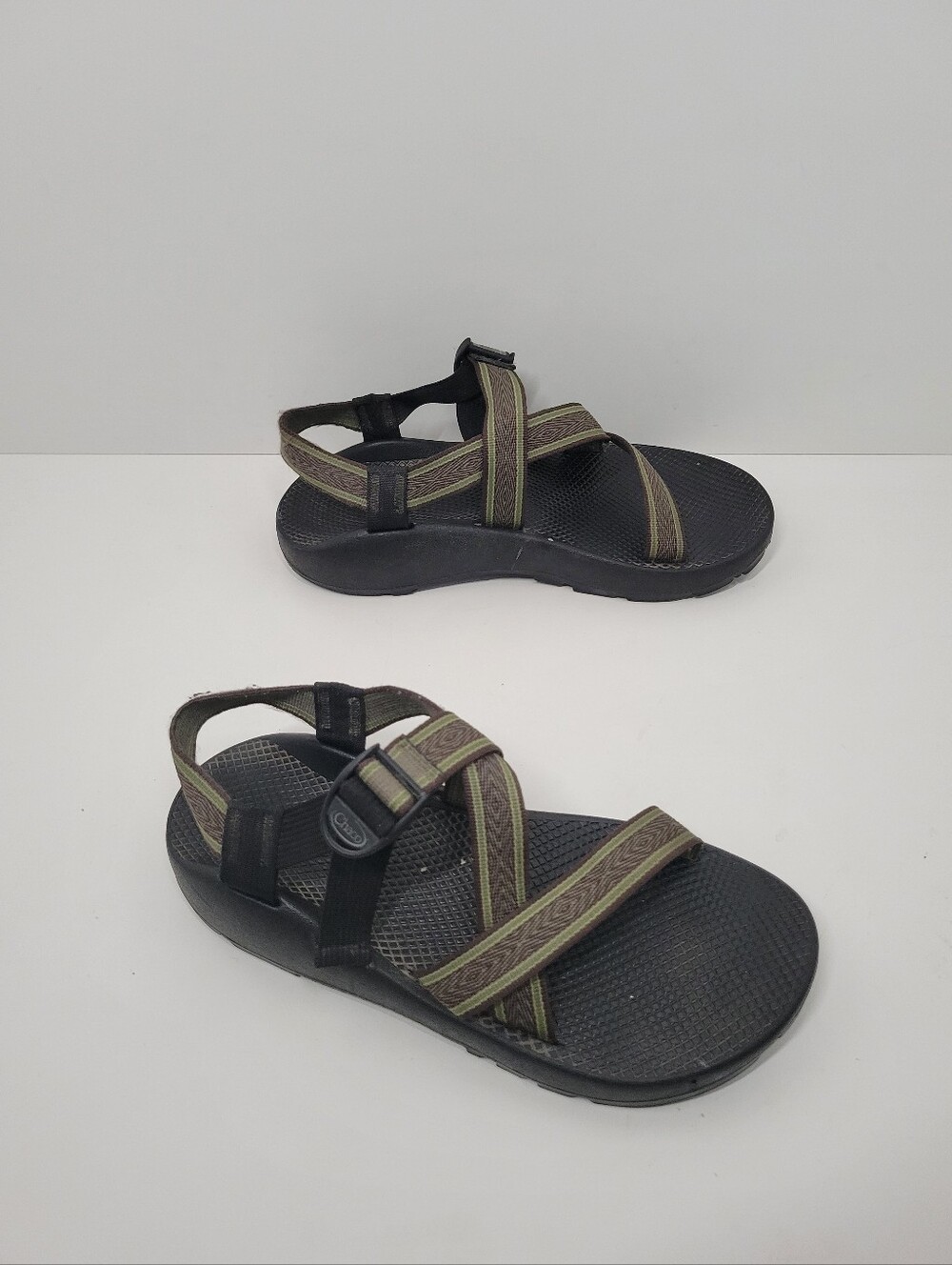 Chaco Z1 Vibram Sole Grove Green Gray Adjustable Outdoor Hiking Sandal Men Sz 11